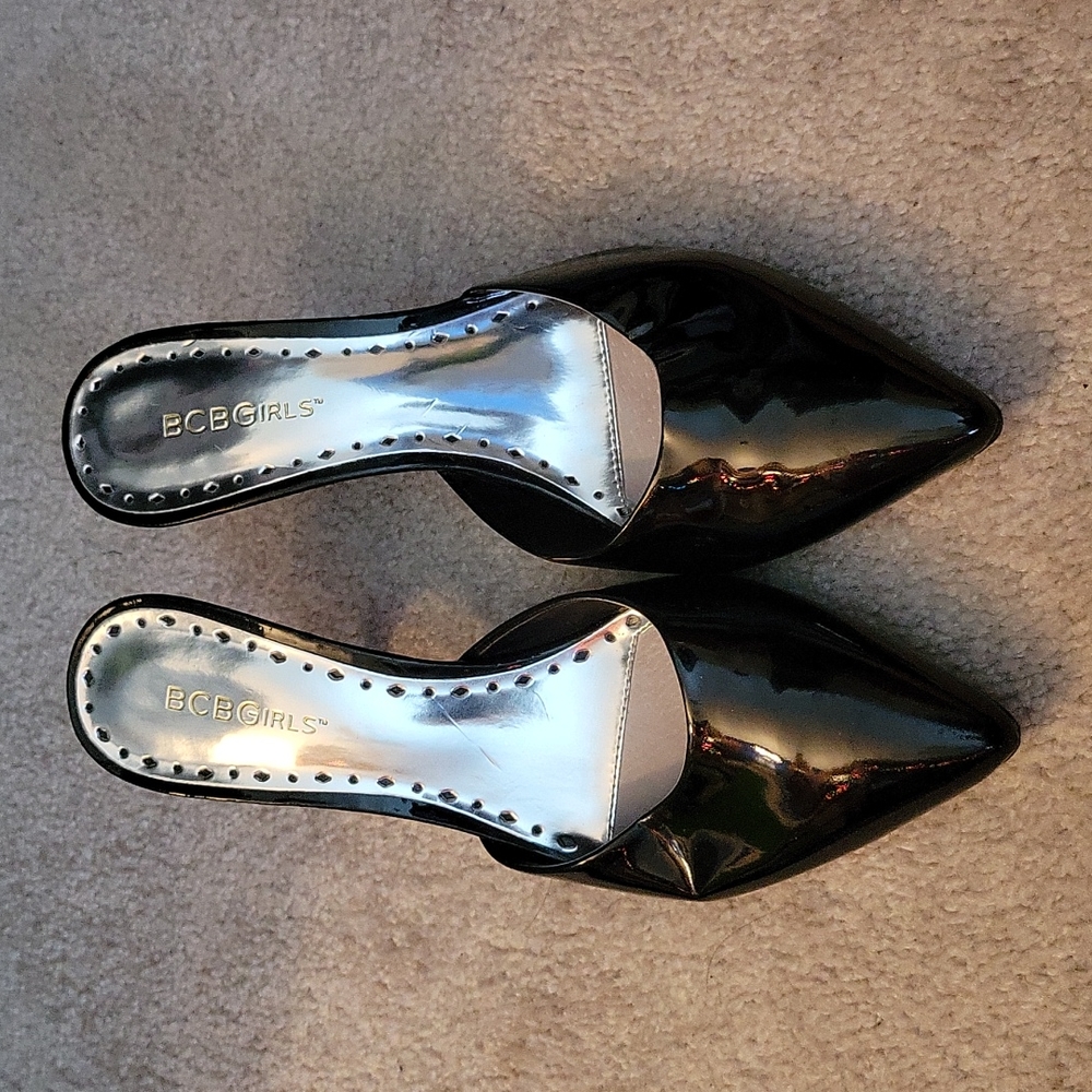BCBGirls Black pumps
